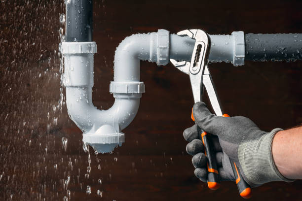 Professional Leak Detection technician working in Harpersville, AL